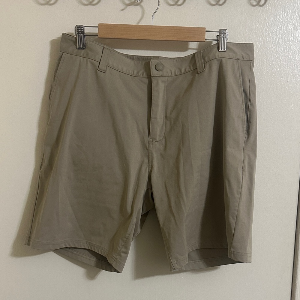 EUC Rhone Khaki‎ Performance Shorts size 36